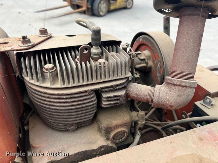 image for item KC9875 Ditch Witch 1420  trencher