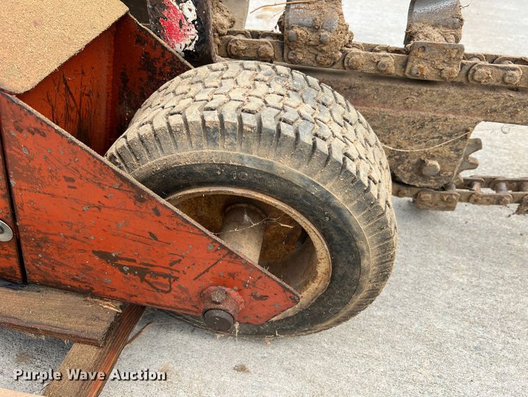 image for item KC9875 Ditch Witch 1420  trencher