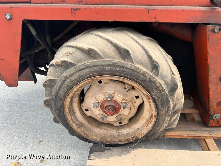 image for item KC9875 Ditch Witch 1420  trencher