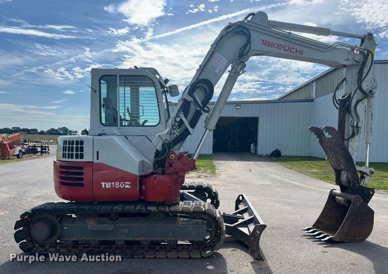 image for item KC9879 2008 Takeuchi TB180FR  excavator