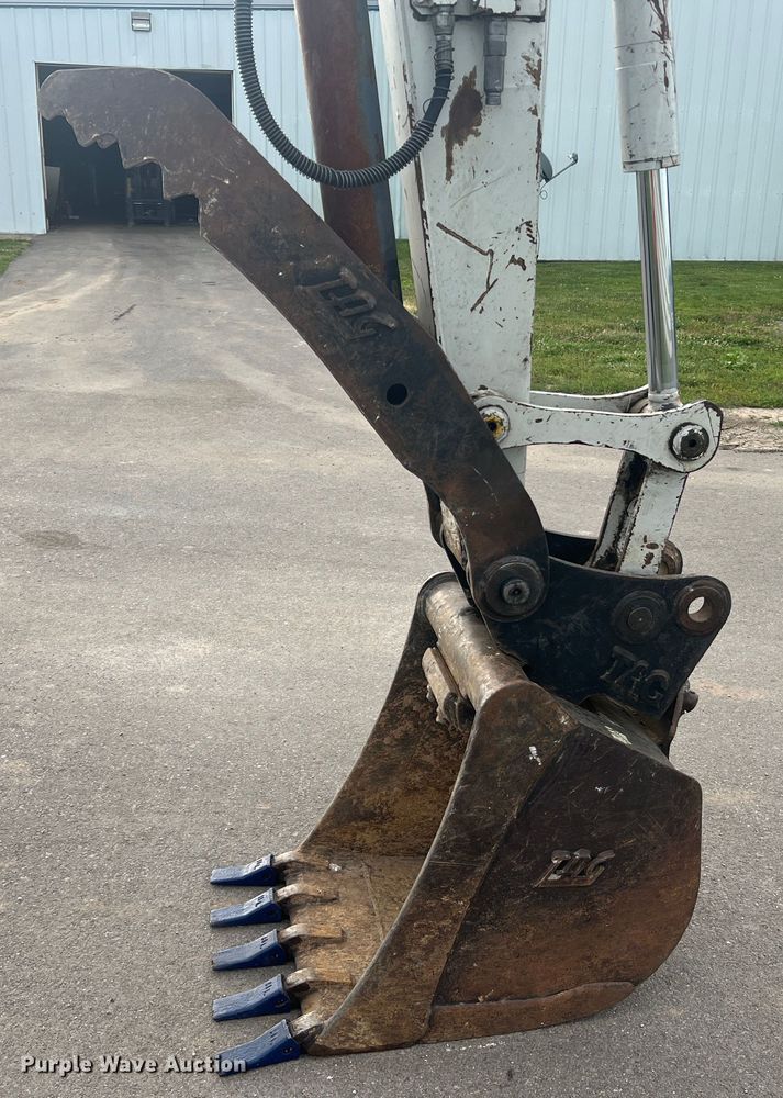 image for item KC9879 2008 Takeuchi TB180FR  excavator