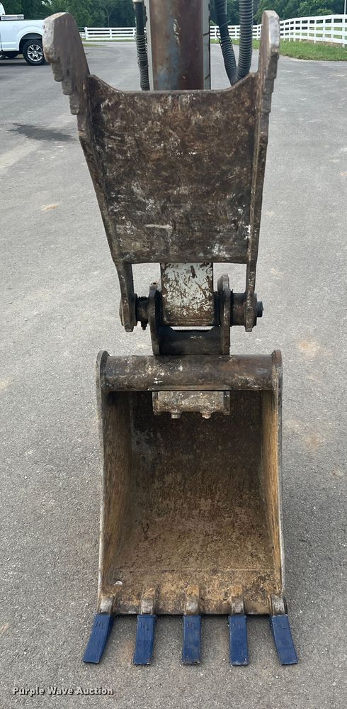 image for item KC9879 2008 Takeuchi TB180FR  excavator