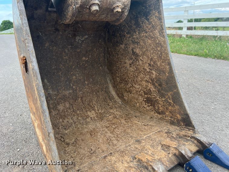 image for item KC9879 2008 Takeuchi TB180FR  excavator