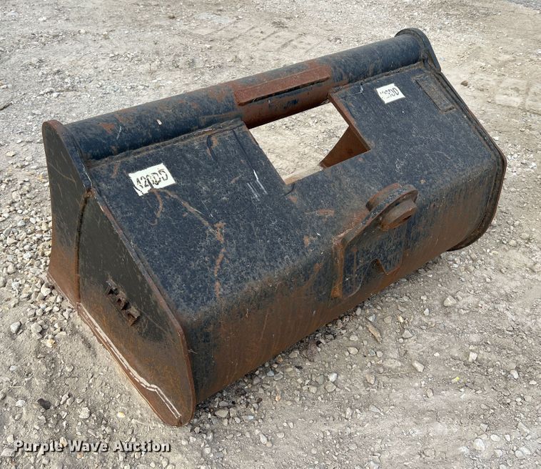 image for item KC9879 2008 Takeuchi TB180FR  excavator