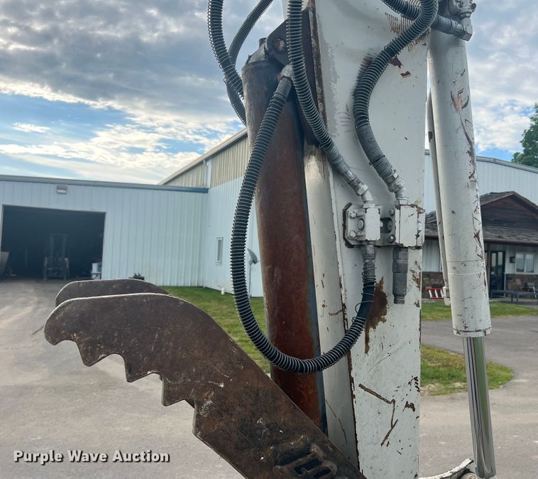 image for item KC9879 2008 Takeuchi TB180FR  excavator