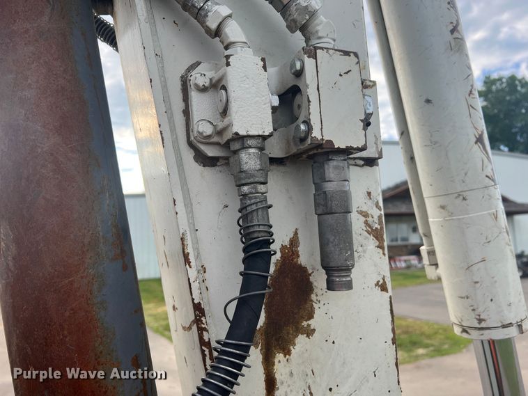 image for item KC9879 2008 Takeuchi TB180FR  excavator