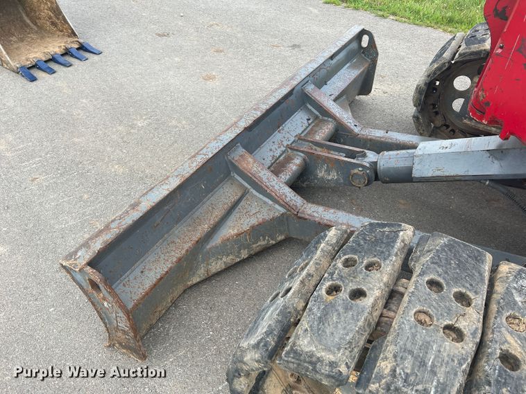 image for item KC9879 2008 Takeuchi TB180FR  excavator