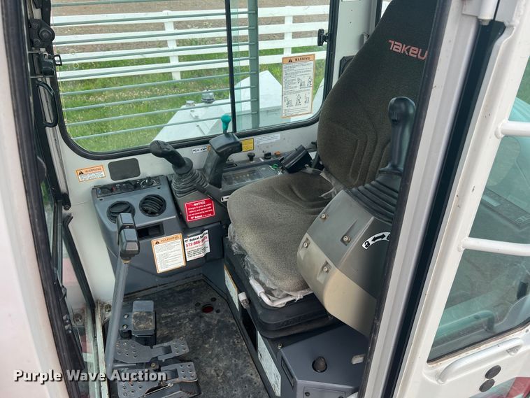 image for item KC9879 2008 Takeuchi TB180FR  excavator