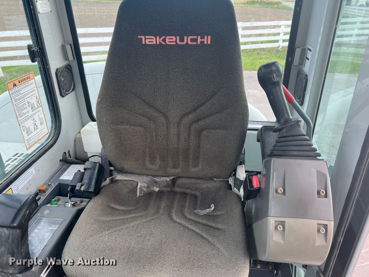 image for item KC9879 2008 Takeuchi TB180FR  excavator