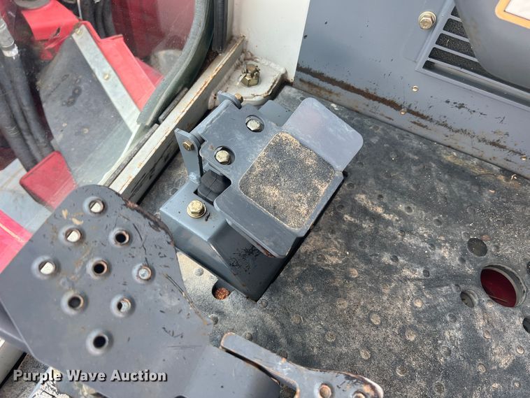 image for item KC9879 2008 Takeuchi TB180FR  excavator