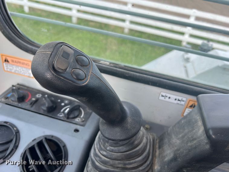 image for item KC9879 2008 Takeuchi TB180FR  excavator