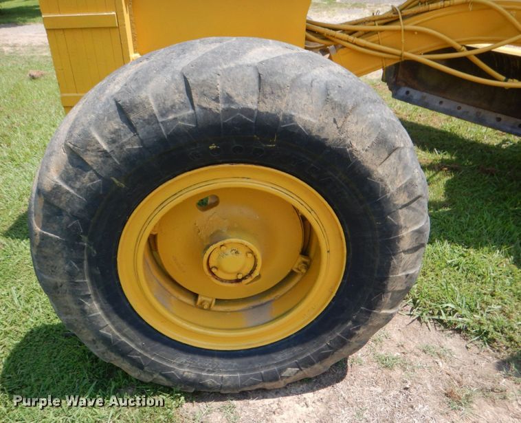 image for item KJ9854 1992 Galion A-550  motor grader