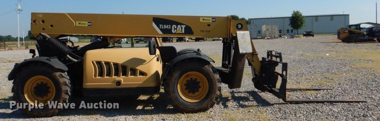 image for item KJ9859 2008 Caterpillar TL943  telehandler