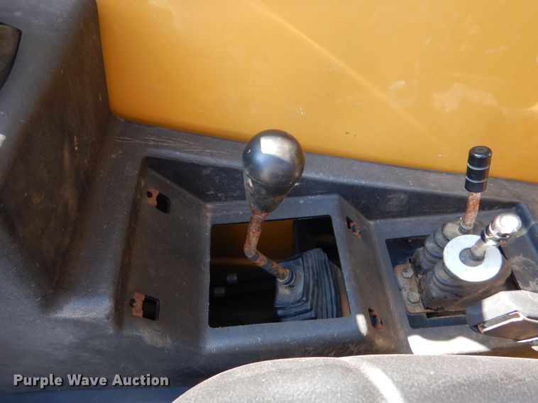 image for item KJ9859 2008 Caterpillar TL943  telehandler