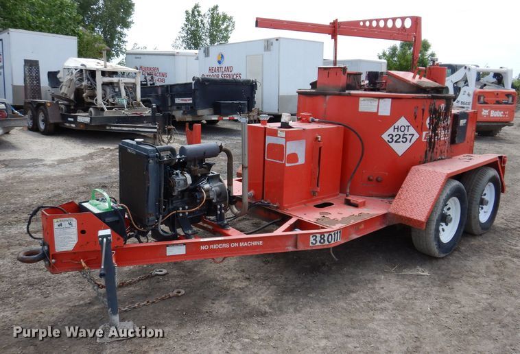 image for item KN9819 2011 Crafco E-Z 1000  melter applicator