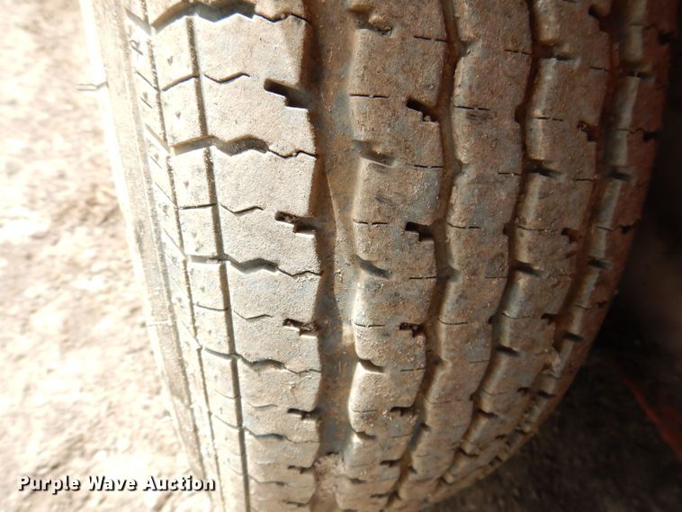 image for item KN9819 2011 Crafco E-Z 1000  melter applicator