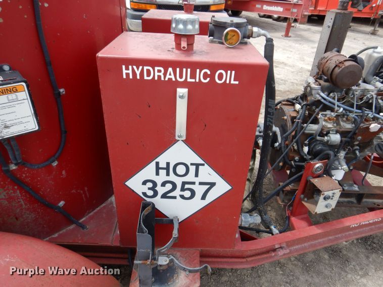 image for item KN9820 Crafco E-Z 200  melter applicator