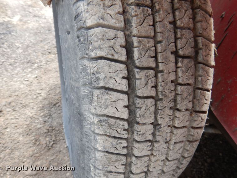 image for item KN9820 Crafco E-Z 200  melter applicator