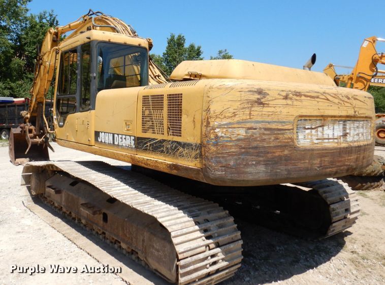 image for item KR9200 1997 John Deere 790ELC  excavator