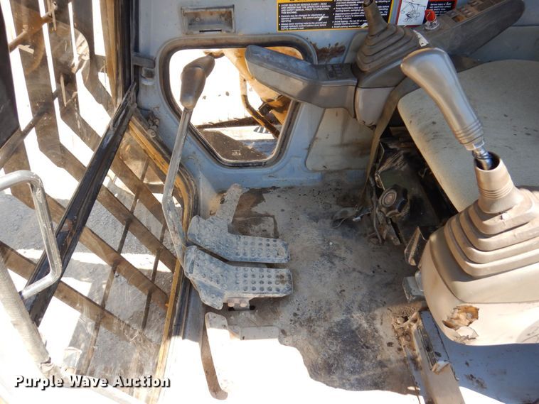 image for item KR9200 1997 John Deere 790ELC  excavator