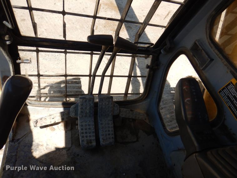 image for item KR9200 1997 John Deere 790ELC  excavator