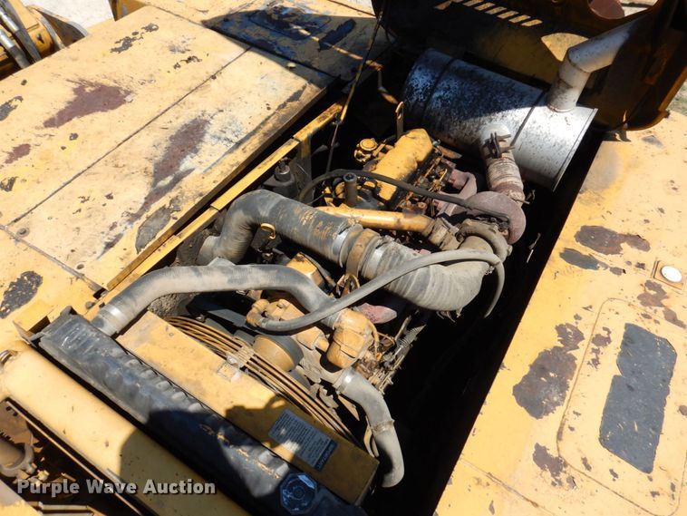 image for item KR9200 1997 John Deere 790ELC  excavator