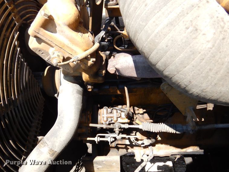 image for item KR9200 1997 John Deere 790ELC  excavator