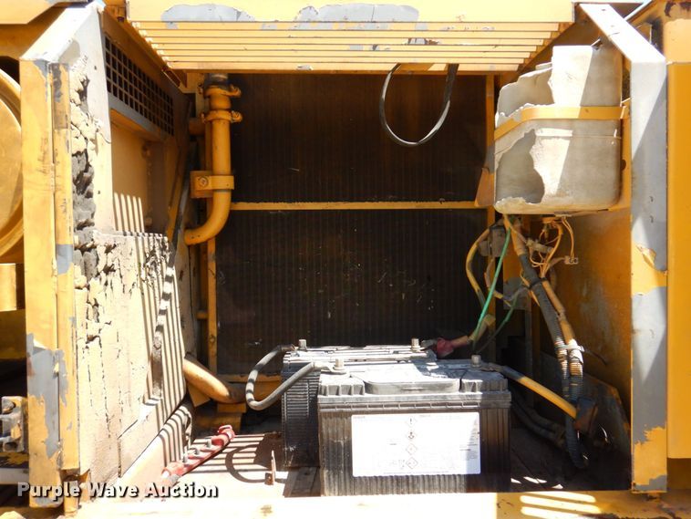 image for item KR9200 1997 John Deere 790ELC  excavator