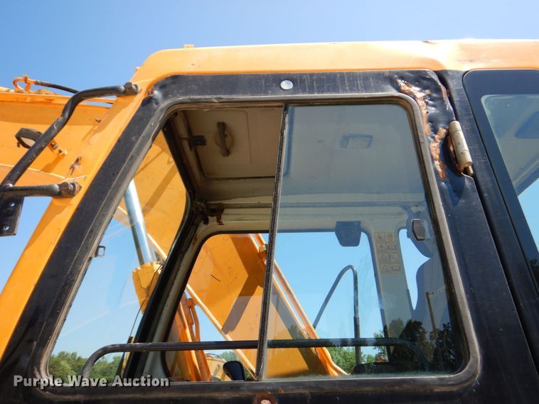 image for item KR9201 2005 Hyundai Robex 160LC-7  excavator