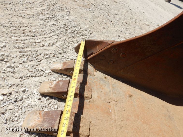 image for item KR9201 2005 Hyundai Robex 160LC-7  excavator