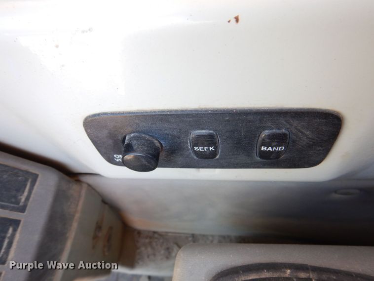 image for item KR9201 2005 Hyundai Robex 160LC-7  excavator