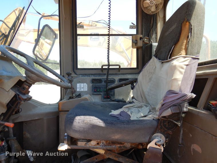 image for item KR9202 Samsung SL120-2  wheel loader