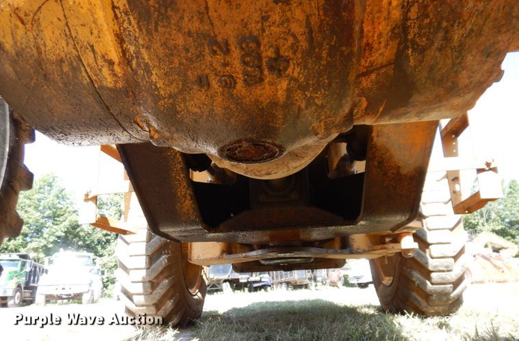 image for item KR9204 1979 International 510  wheel loader