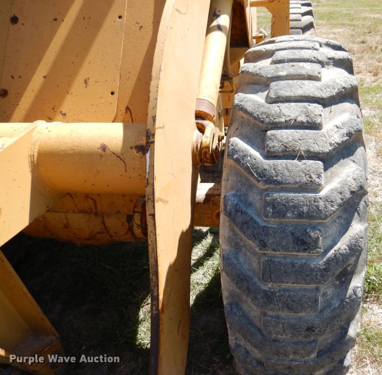 image for item KR9204 1979 International 510  wheel loader