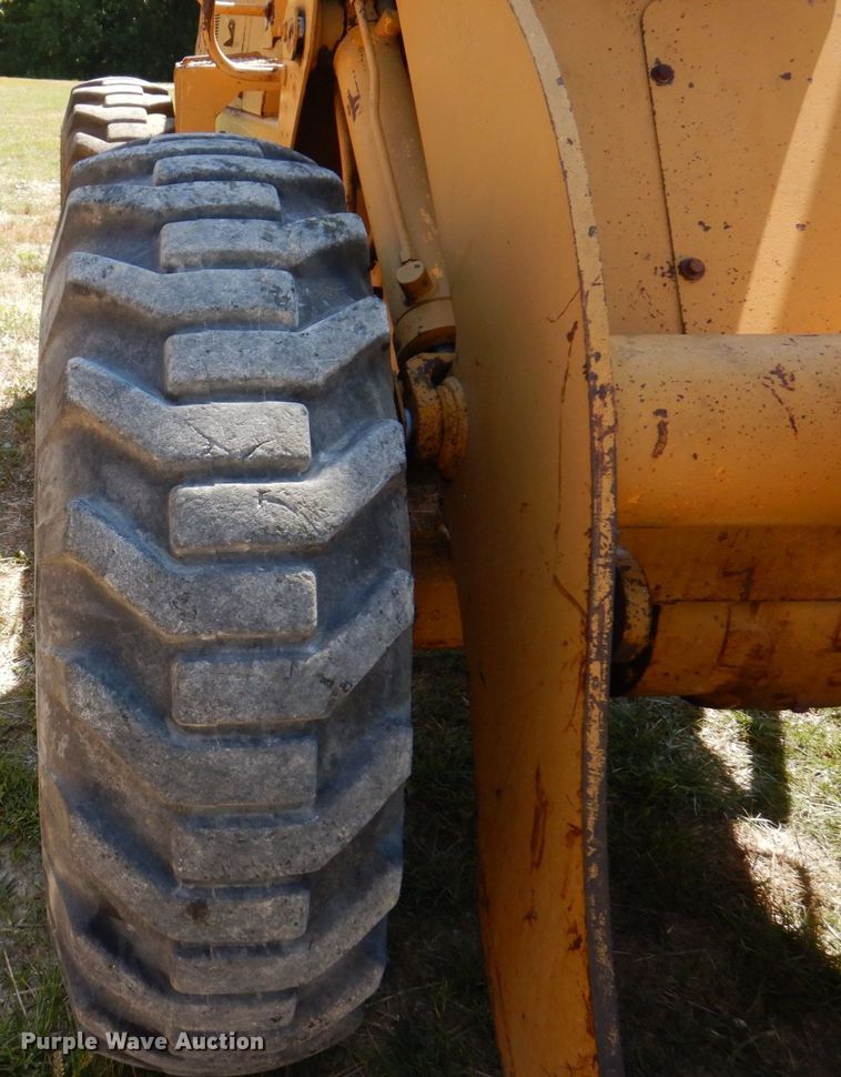 image for item KR9204 1979 International 510  wheel loader