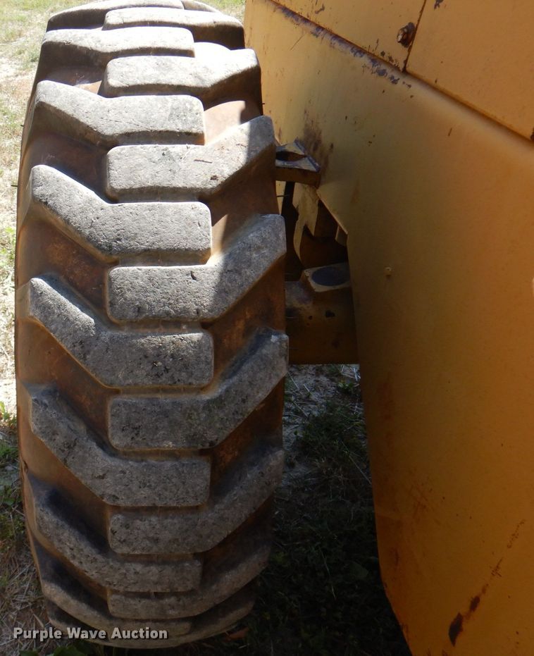 image for item KR9204 1979 International 510  wheel loader