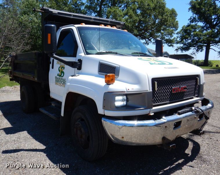 image for item KR9208 2003 GMC C4500  dump flatbed truck