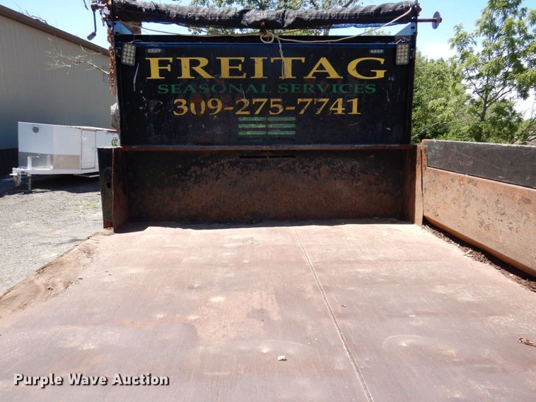 image for item KR9208 2003 GMC C4500  dump flatbed truck