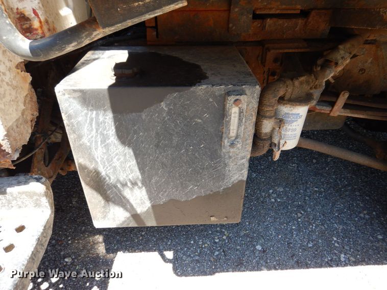 image for item KR9208 2003 GMC C4500  dump flatbed truck