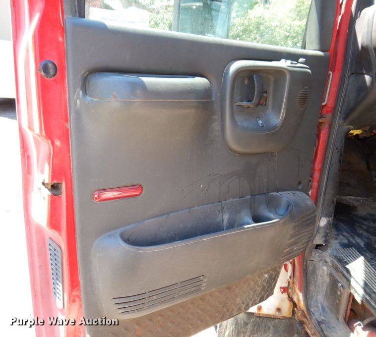 image for item KR9208 2003 GMC C4500  dump flatbed truck