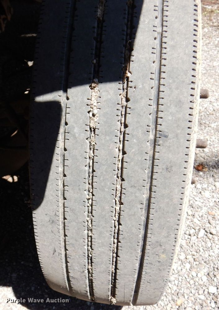 image for item KR9208 2003 GMC C4500  dump flatbed truck