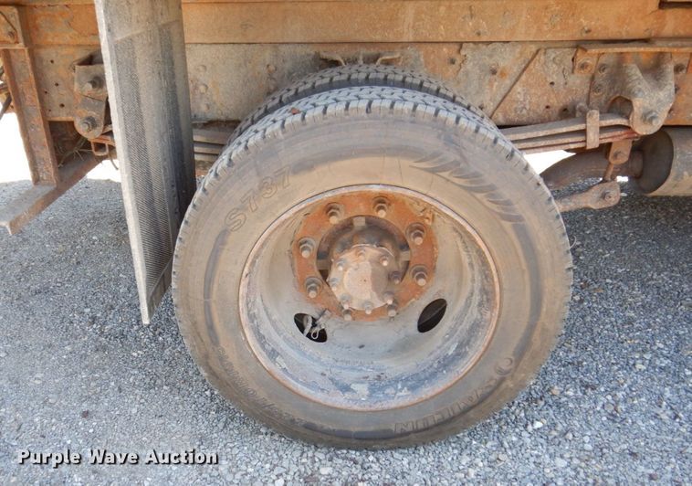 image for item KR9208 2003 GMC C4500  dump flatbed truck