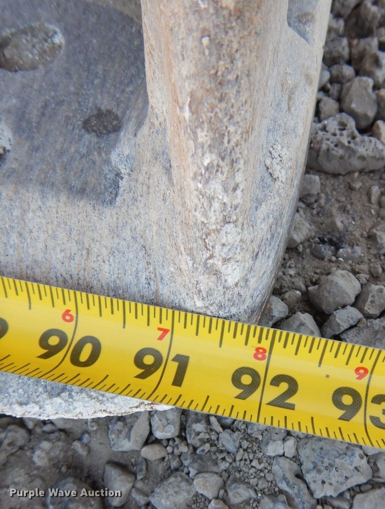 image for item KR9209 2004 JCB 215  backhoe