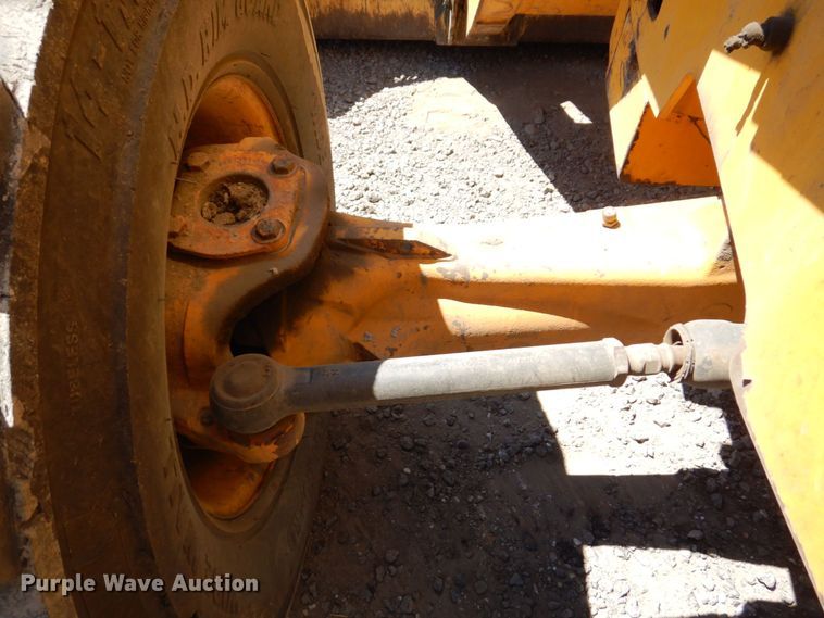 image for item KR9209 2004 JCB 215  backhoe