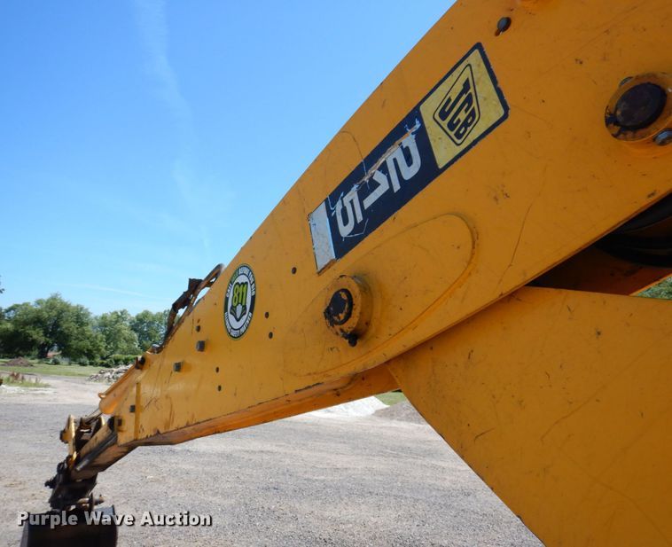 image for item KR9209 2004 JCB 215  backhoe