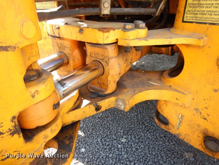 image for item KR9209 2004 JCB 215  backhoe