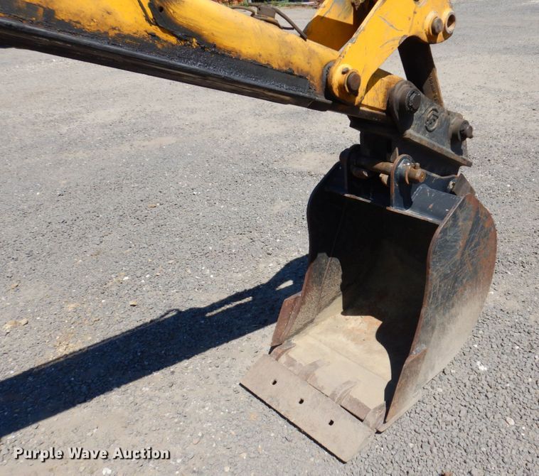 image for item KR9209 2004 JCB 215  backhoe