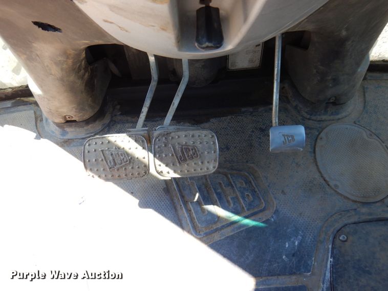 image for item KR9209 2004 JCB 215  backhoe