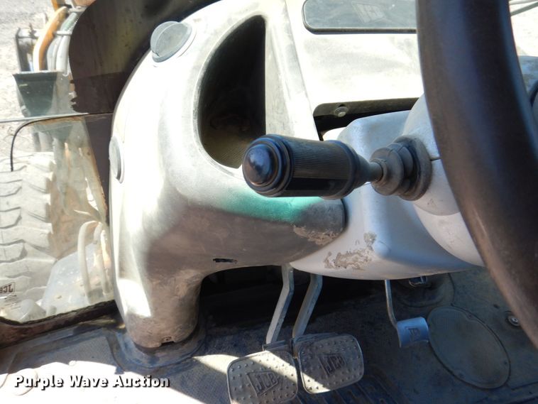 image for item KR9209 2004 JCB 215  backhoe