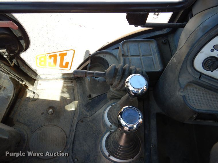 image for item KR9209 2004 JCB 215  backhoe